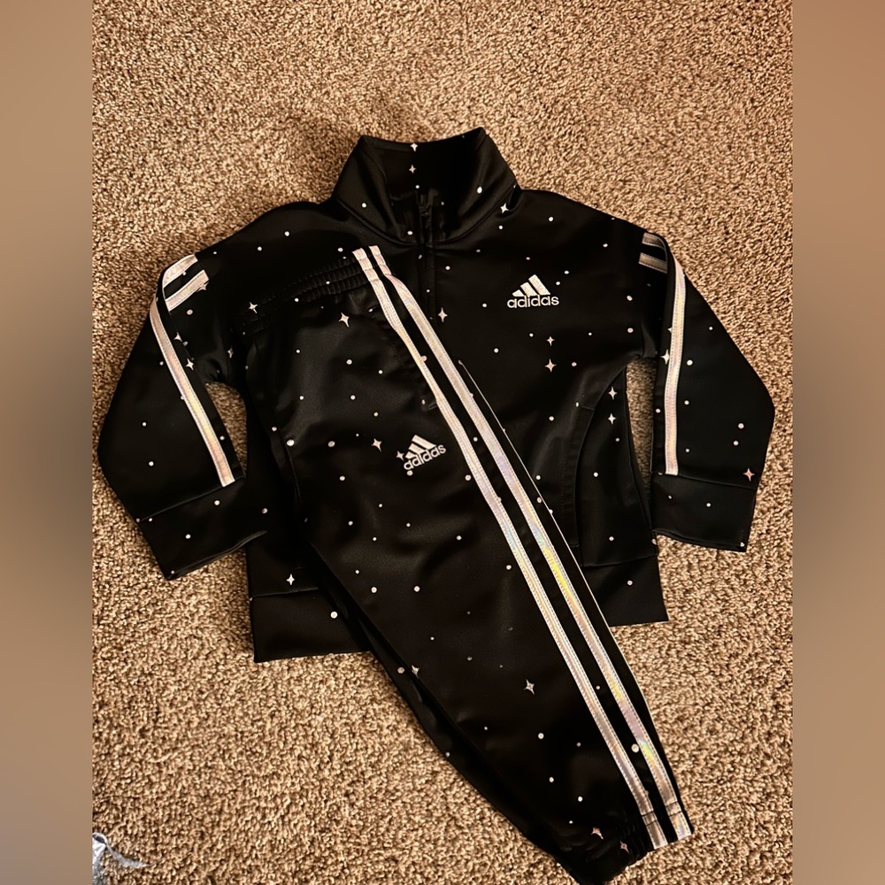 2T Adidas Girls Tracksuit